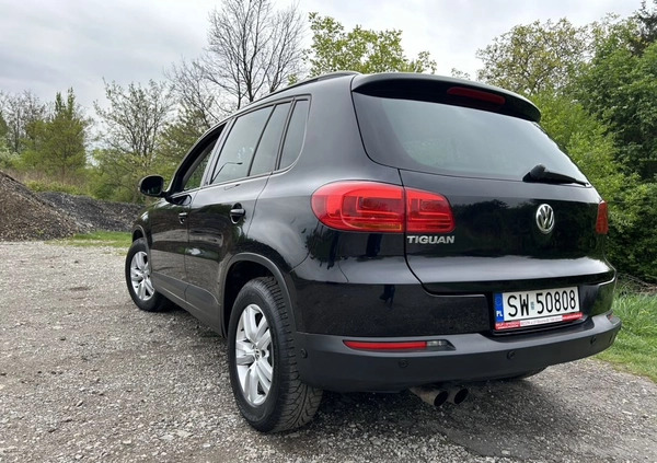 Volkswagen Tiguan cena 49900 przebieg: 207000, rok produkcji 2015 z Będzin małe 562